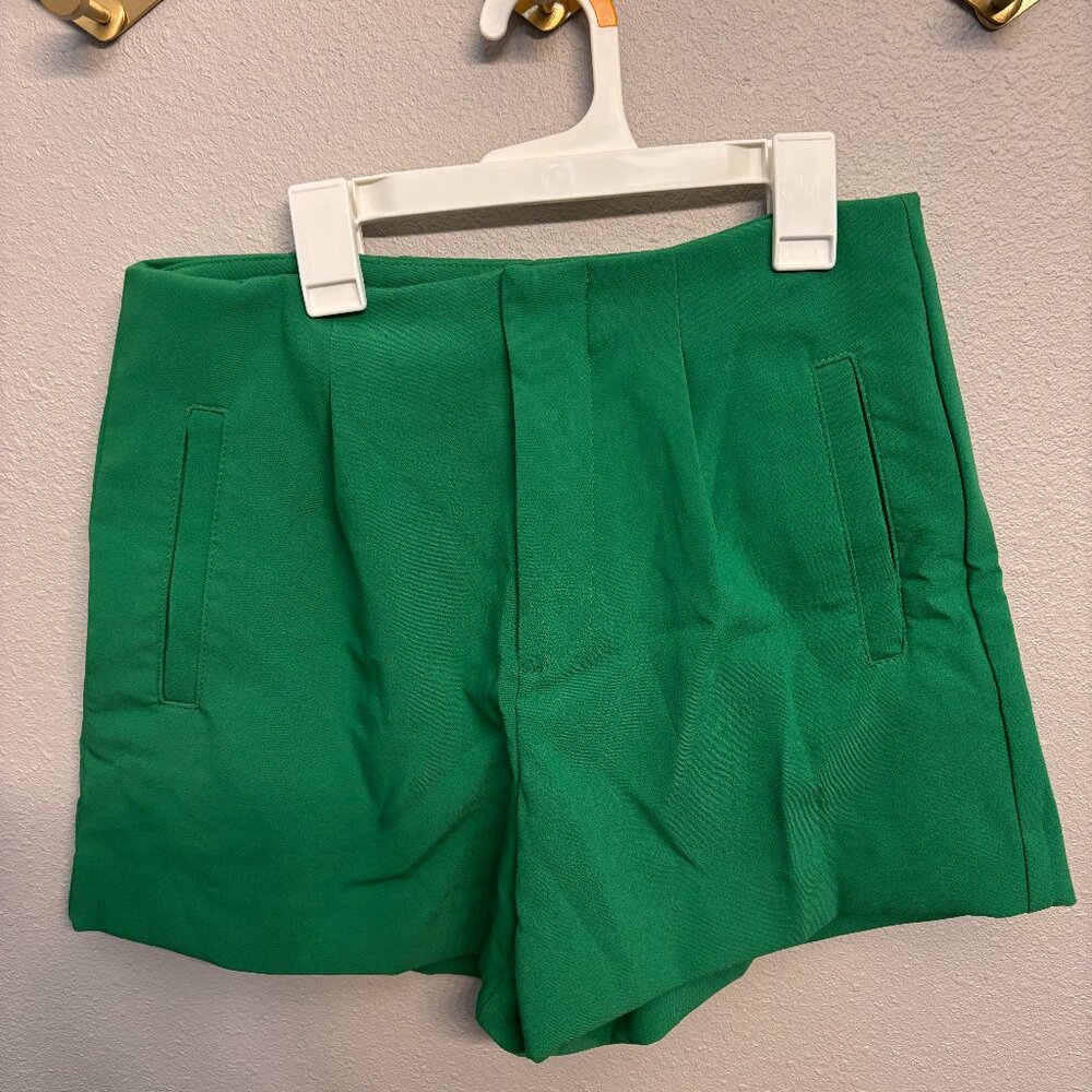 A New Day Green Dress Shorts with Pockets
